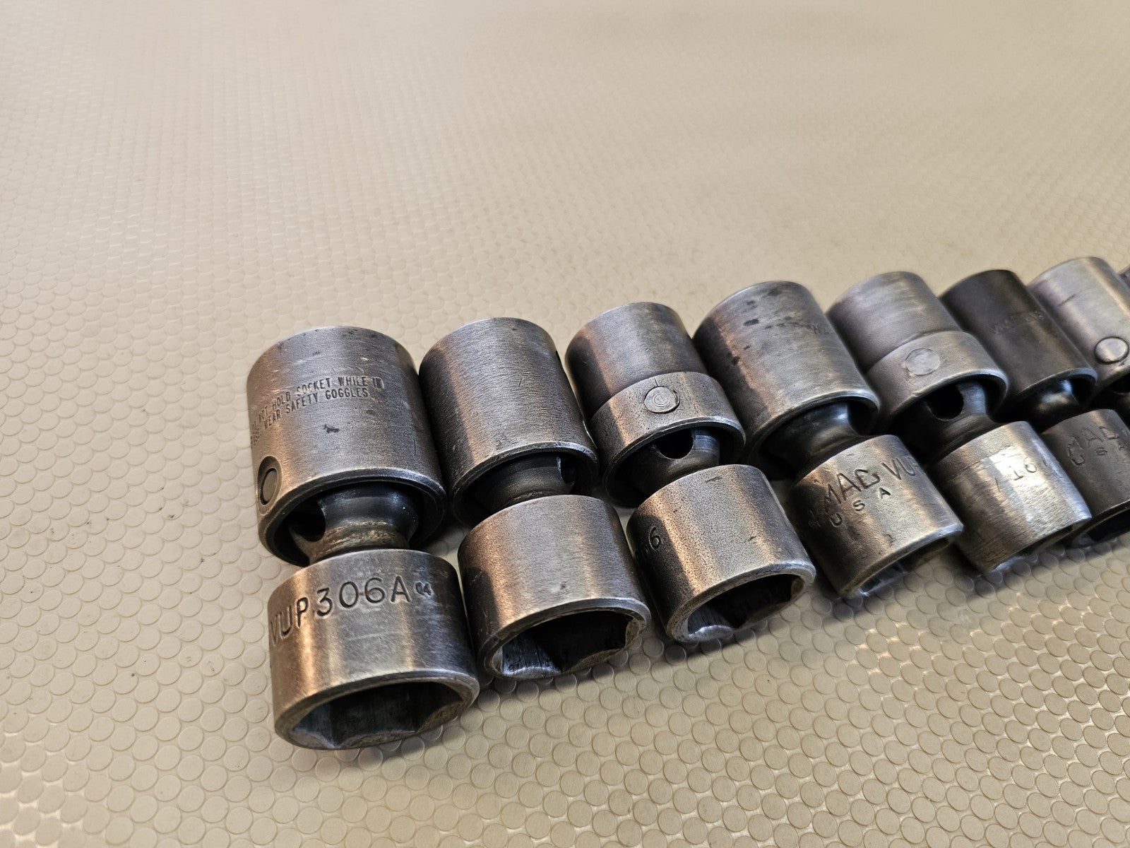 Mac Tools 7/16"-15/16" 9 Pc 1/2" Drive Impact Swivel Socket Set